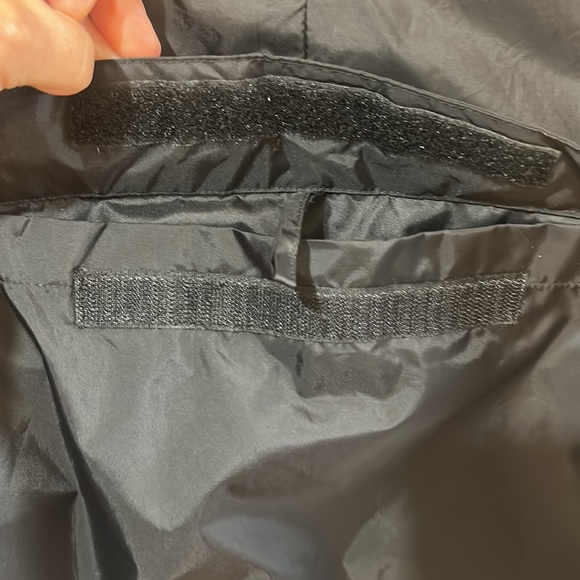 INDIANA FOOTBALL LIGHT PULLOVER HOODED WIND BREAKER BY CHARLES RIVER APPAREL M - Picture 3 of 8